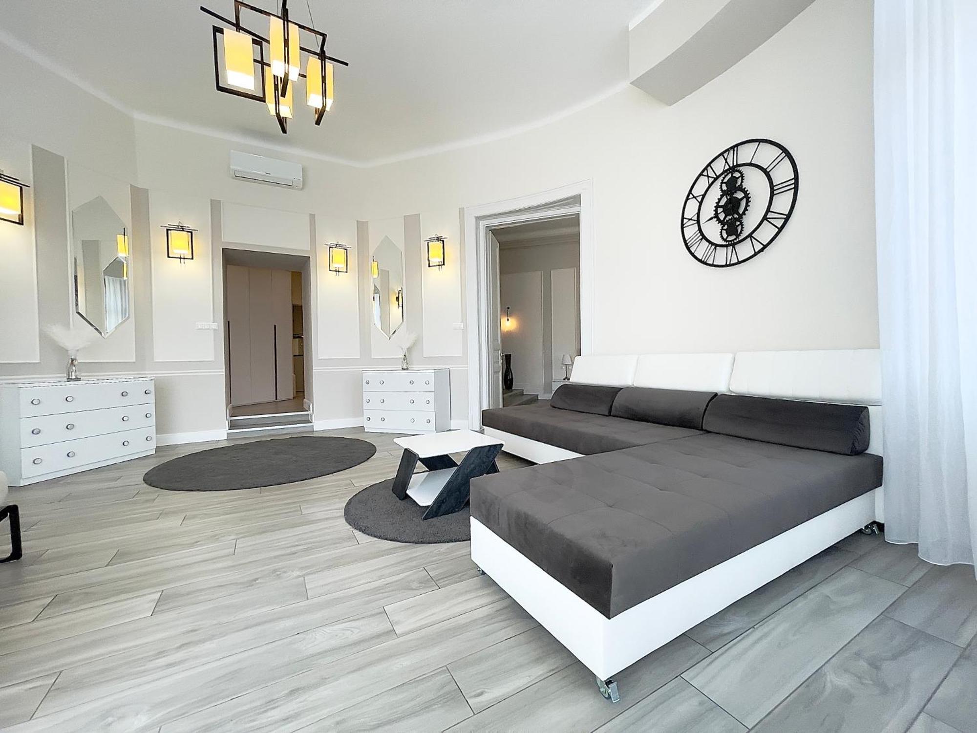 Trigon Palace Apartment Budapest Ngoại thất bức ảnh